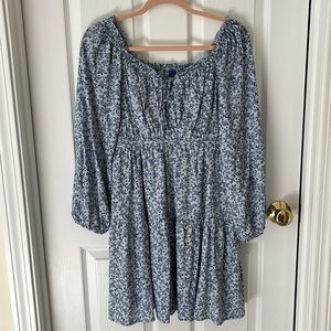 Old Navy Women’s long sleeve print dress with pockets!